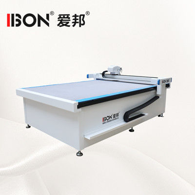 Máquina automática para cortar alfombras impresas: simplificando y mejorando la eficiencia en el corte