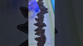 ¡50.000 unidades/día! Máquina marcadora de calzado que reemplaza a 6 trabajadores