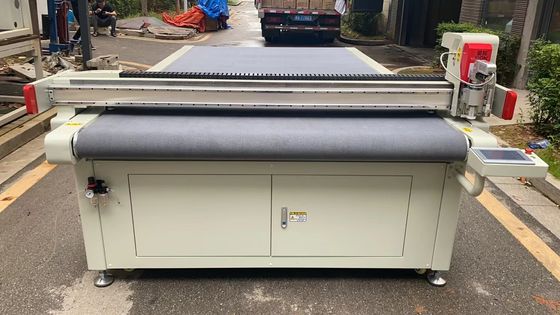 Buen precio 200-2600 mm/s Máquina de corte sin matrices para material de caucho de PVC en línea